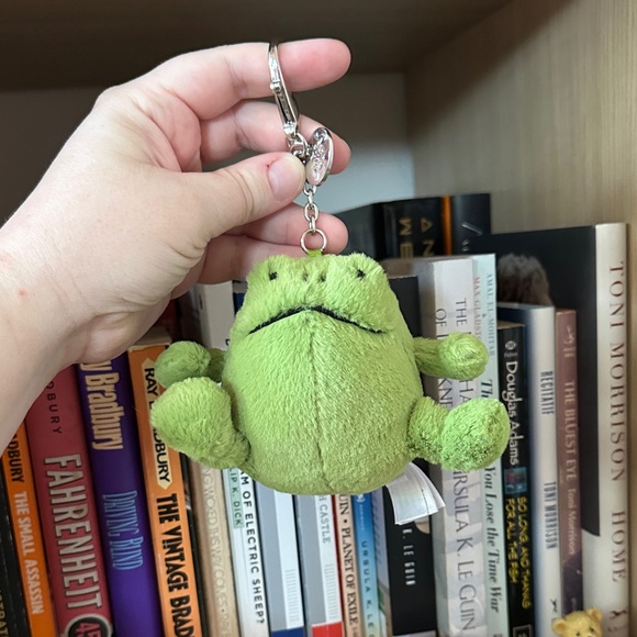 Jellycat Ricky Rain Frog Bag Charm - Picture 2 of 3